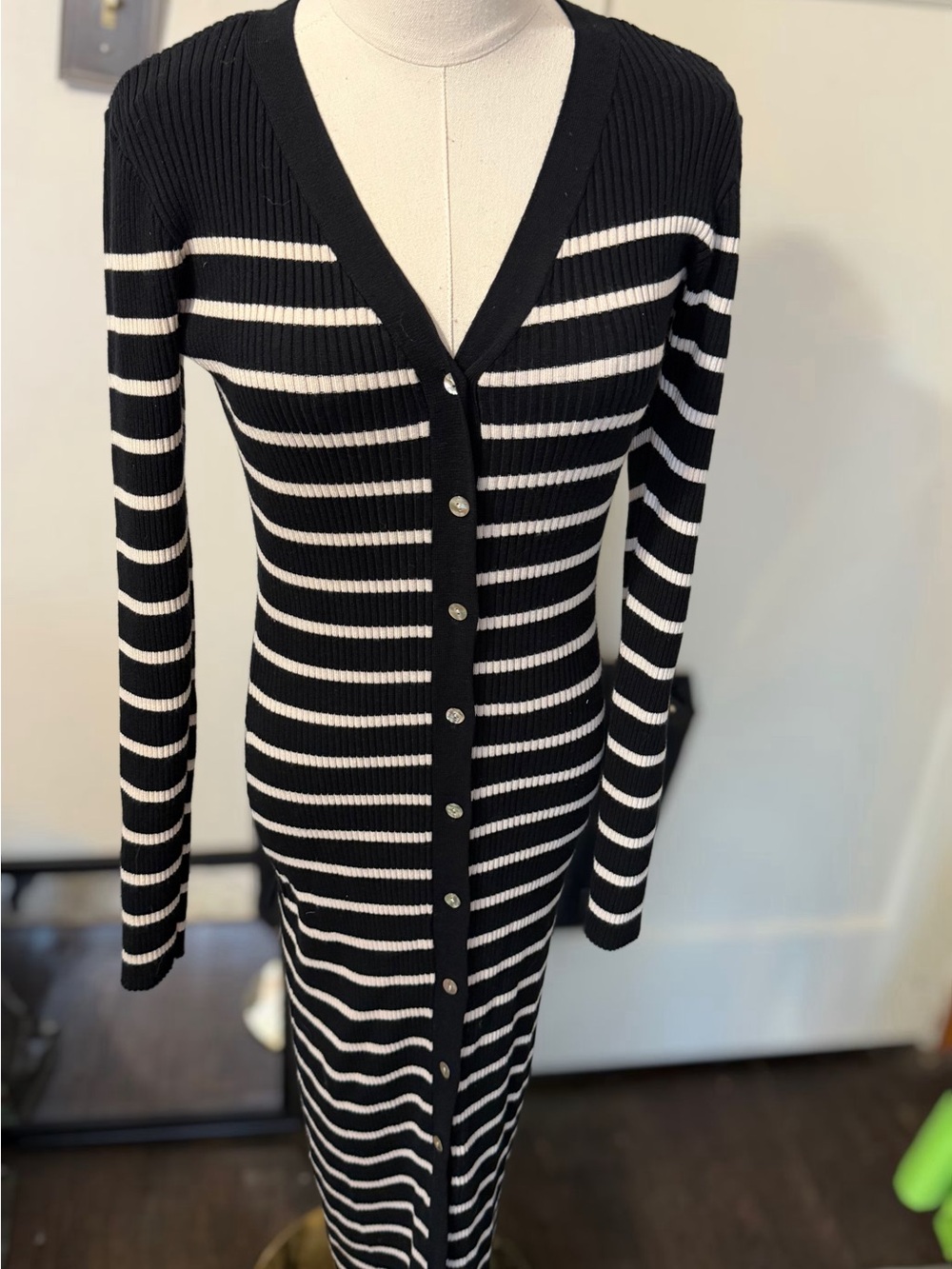 Evereve Black & White Striped Button-Front Ribbed Dress - Picture 2 of 4